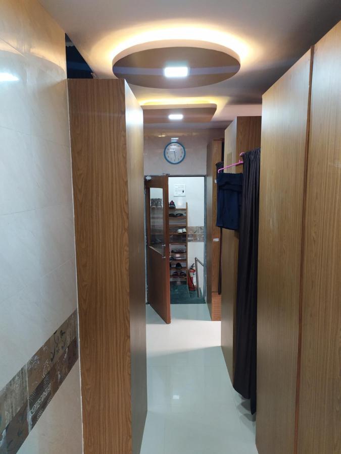 Super Dormitory Ac Deluxe Bombay Exterior foto
